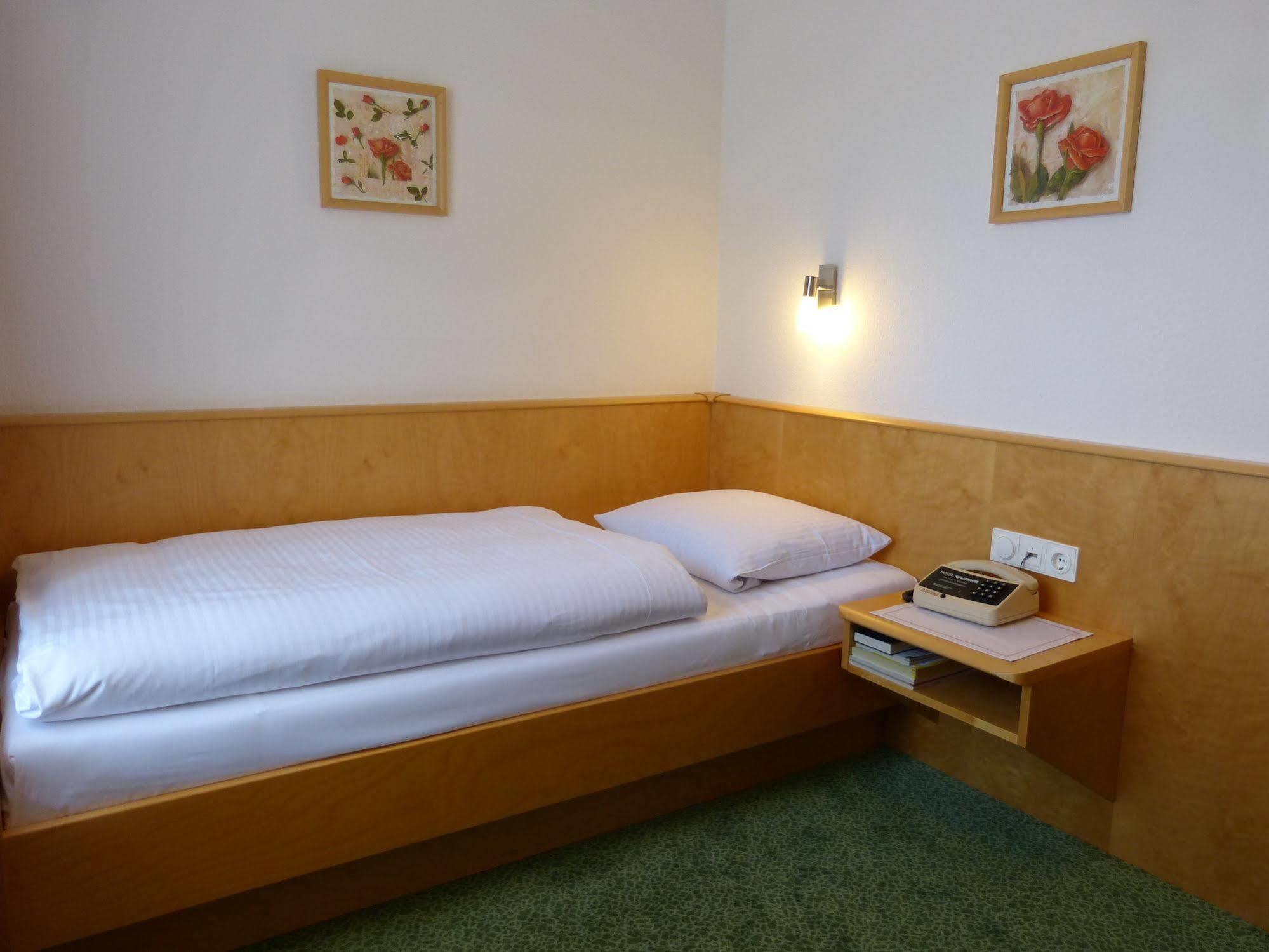 Hotel Wurms Düsseldorf Eksteriør bilde
