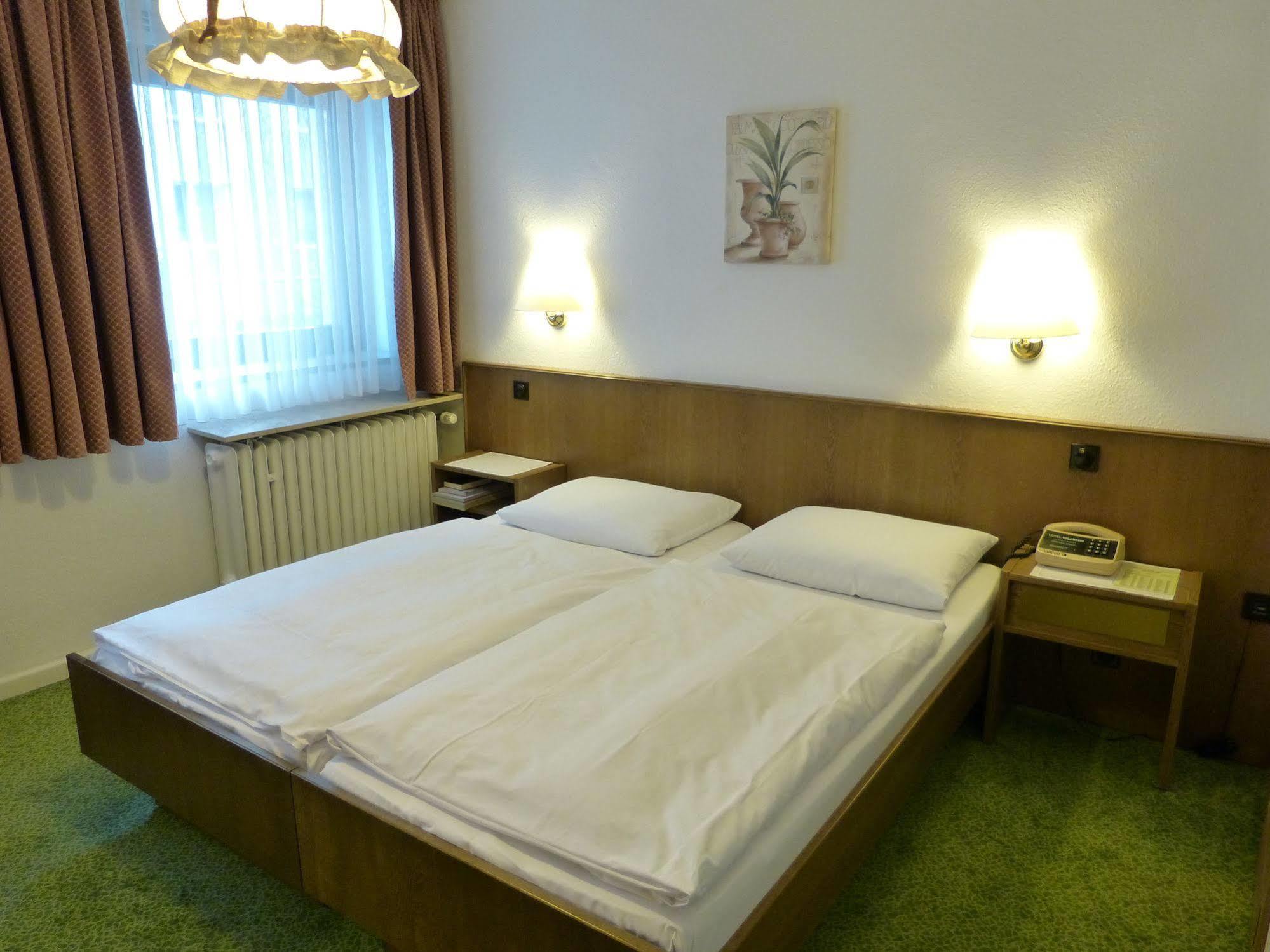 Hotel Wurms Düsseldorf Eksteriør bilde