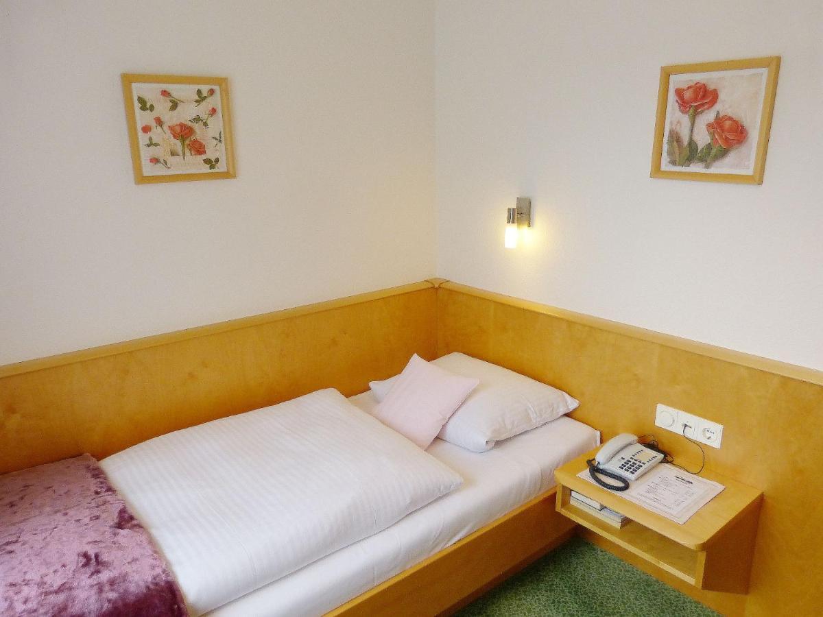 Hotel Wurms Düsseldorf Eksteriør bilde
